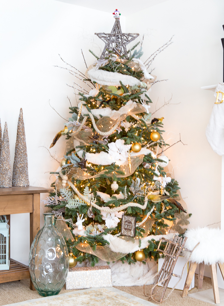 cream and gold christmas tree